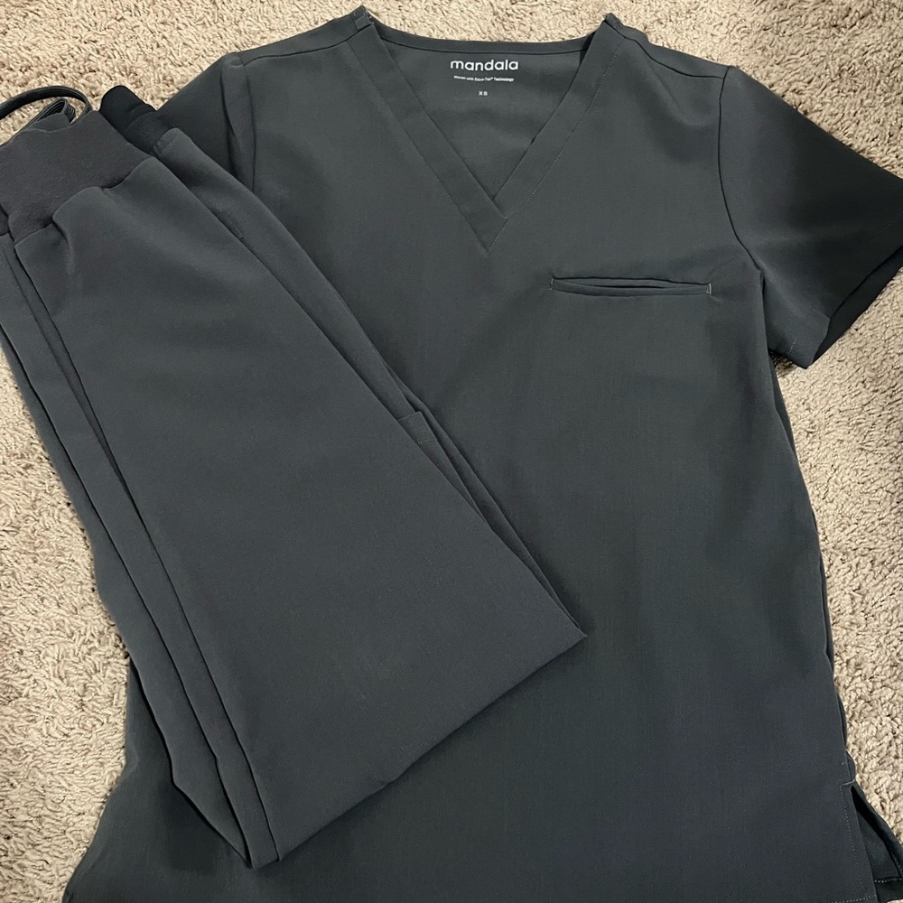 Mandala scrubs